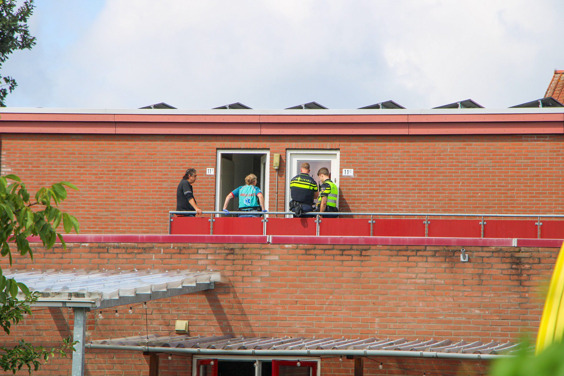 Hulpdiensten ingezet voor man met verward gedrag in Eerbeek