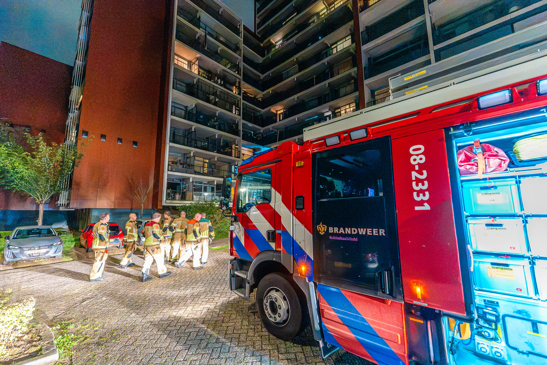 Brandweer twee keer uitgerukt voor vreemde geur in flat Nijmegen