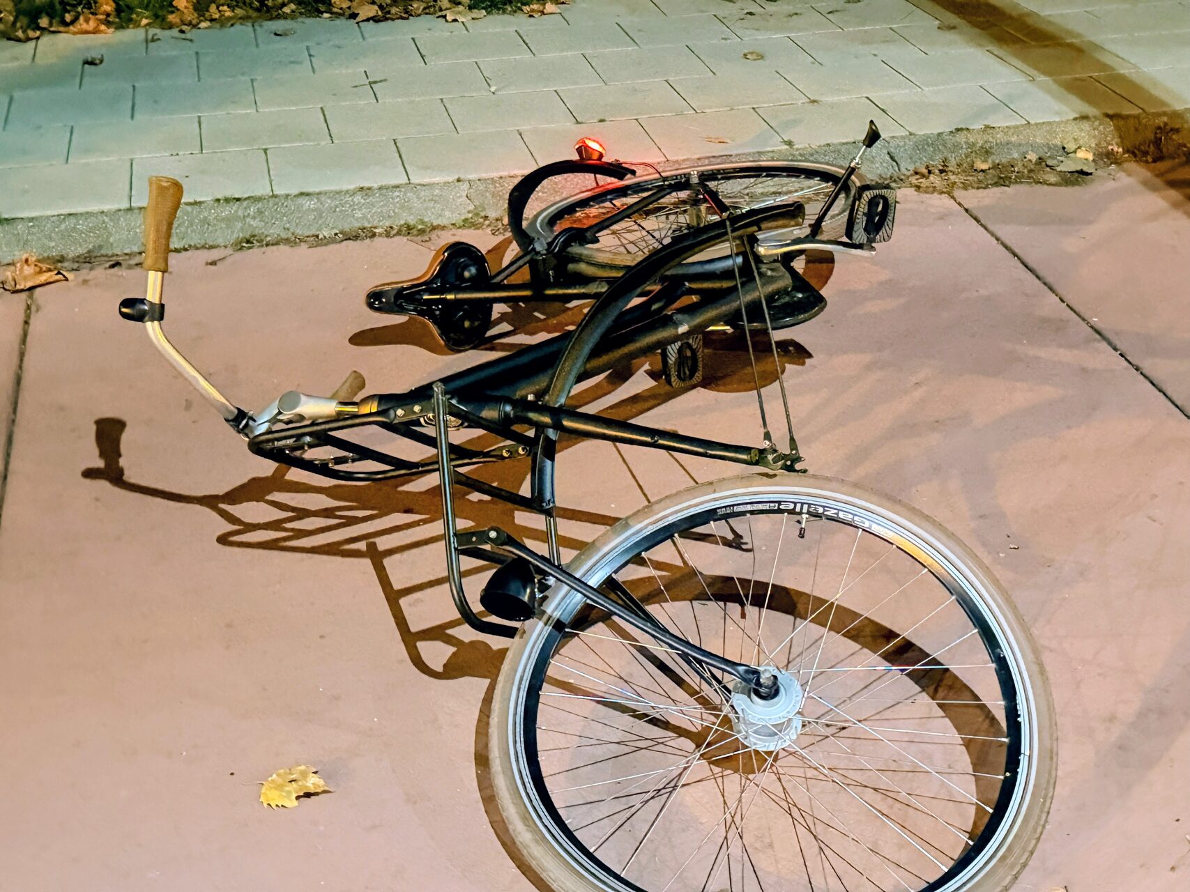 Automobilist rijdt door na aanrijding met fietser