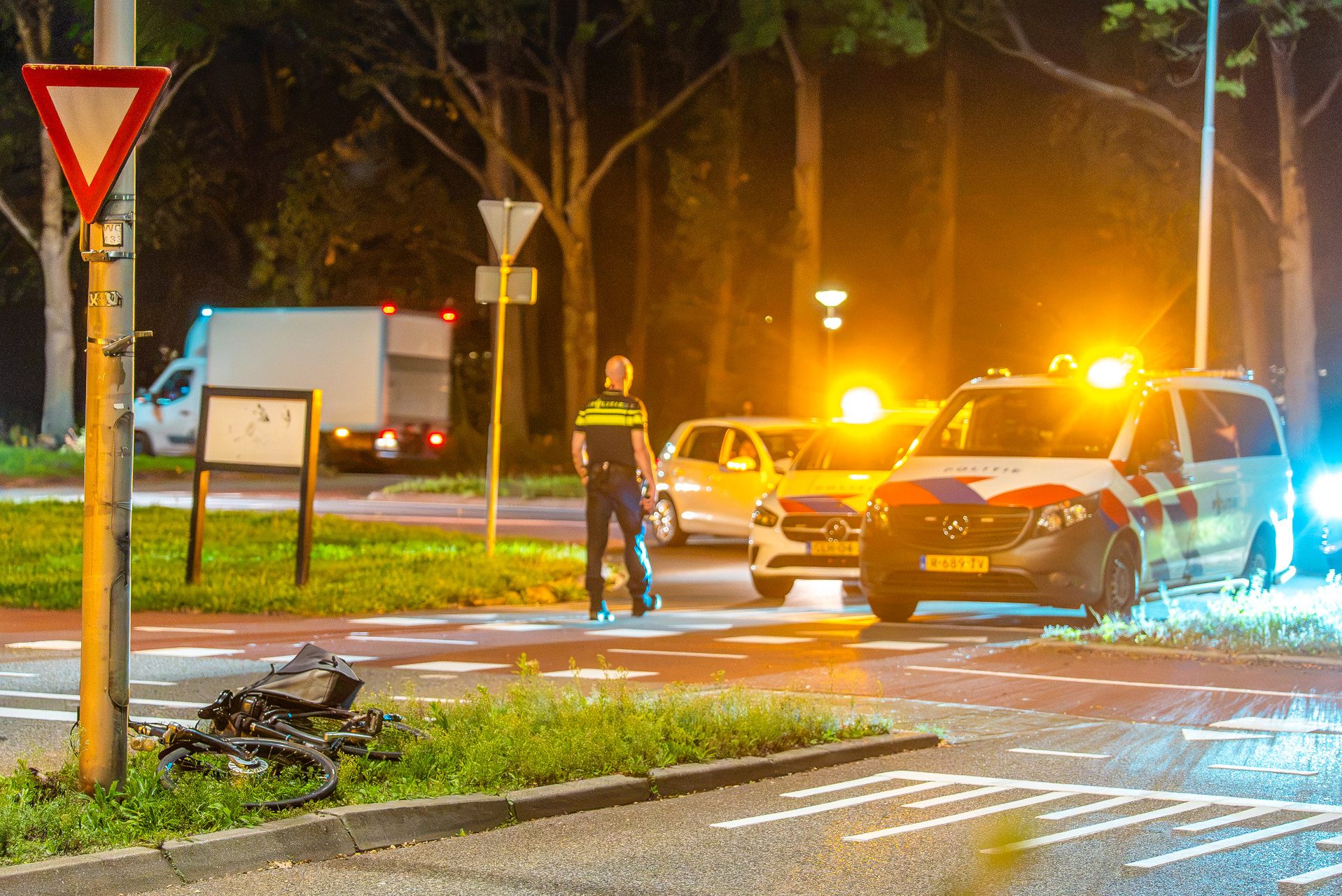 Fietser gewond bij botsing met auto