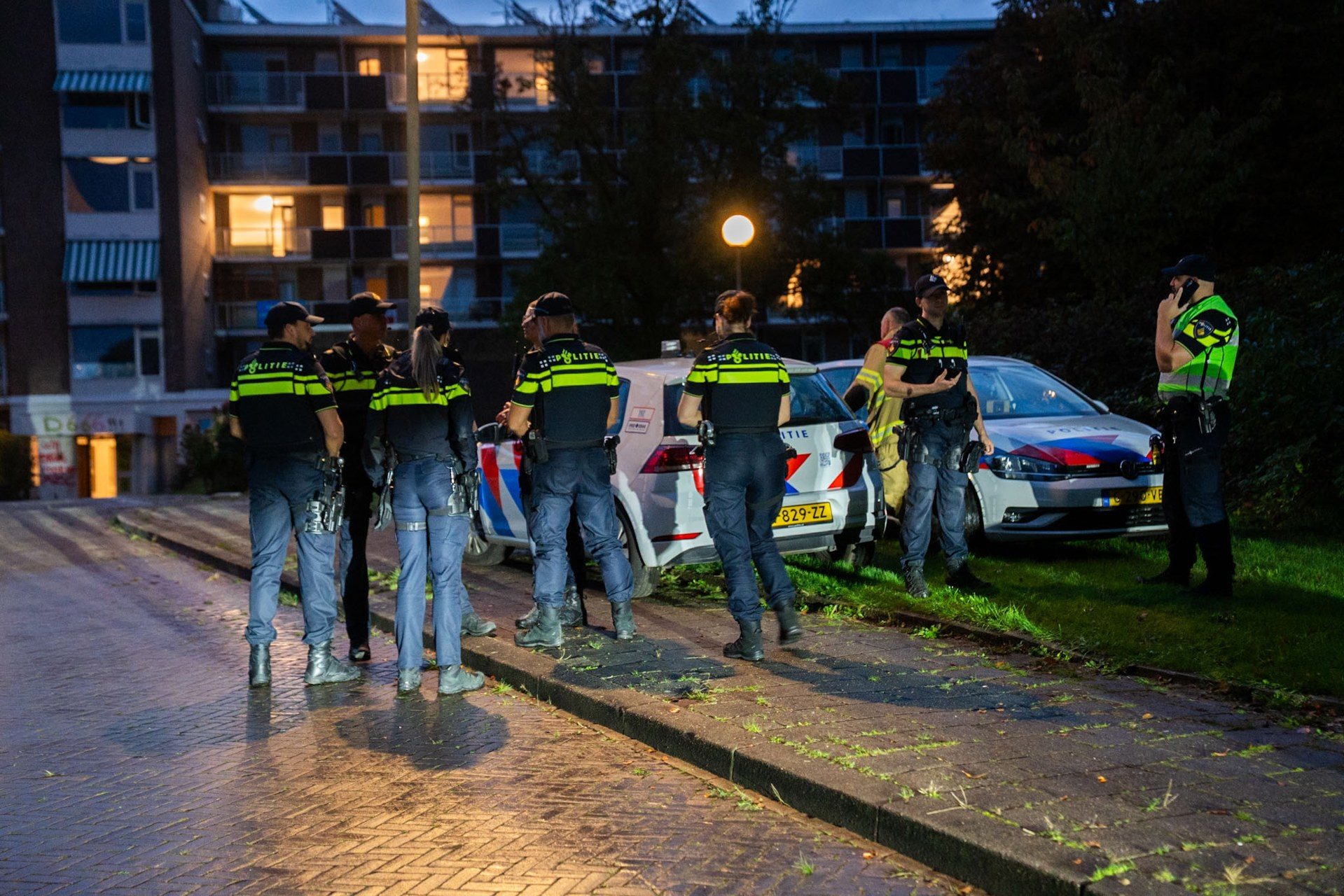 Explosie en brand bij flat waar ontruiming was aangekondigd